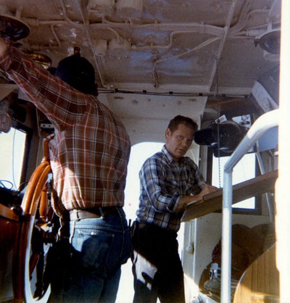 Captain Larry Burch (right) and "Red" Banker in the wheelhouse of the RV UCONN during cruise UCONN 84-1.